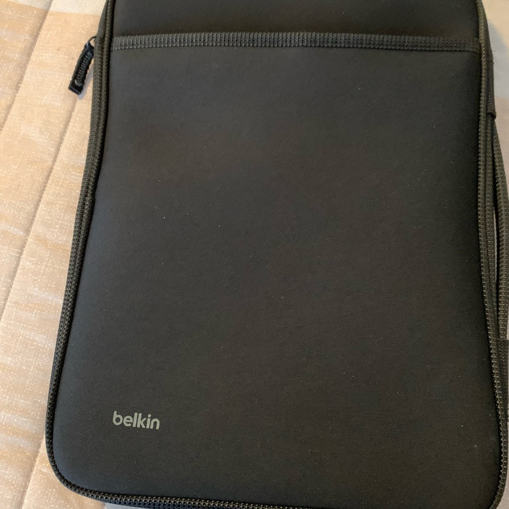 Black Belkin iPad sleeve bag with handle.